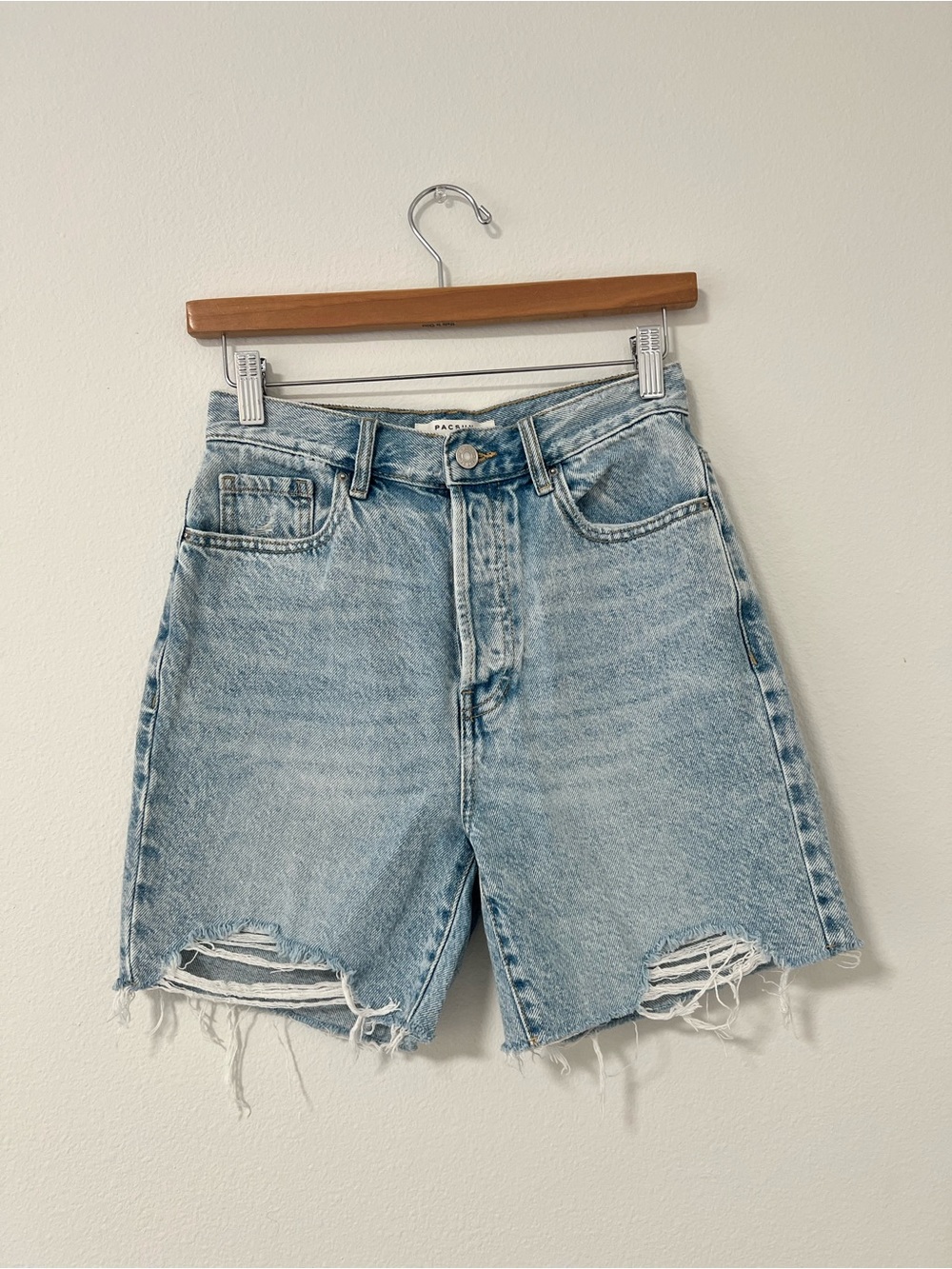 Pacsun Size 25 Light Blue Distressed Denim Dad Shorts